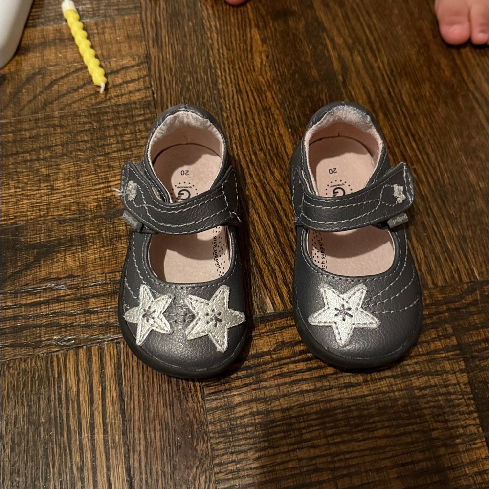 2x35 pediped Black Dress Shoes with Silver Stars